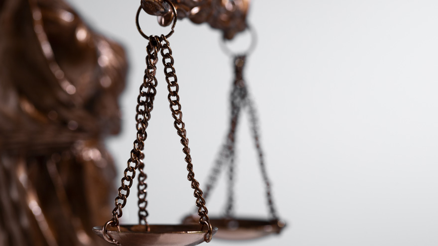 Notas sobre la ley de amnistía y una coda acerca del derecho de huelga de los jueces. José María Fernández